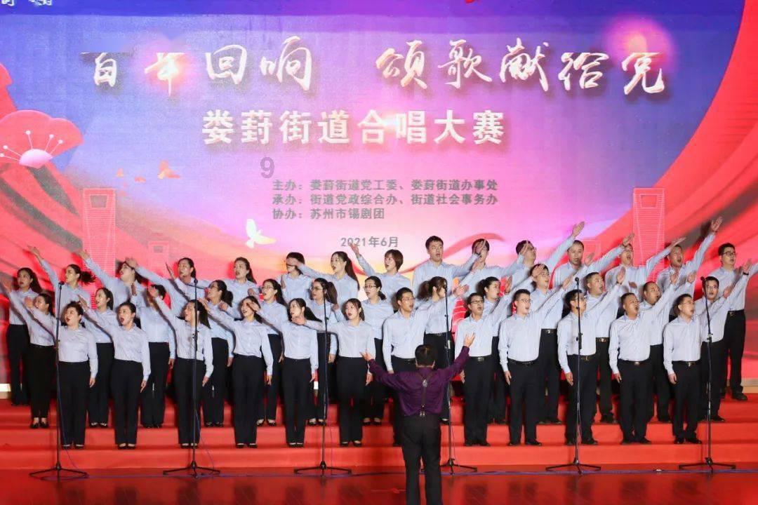 “惠图仿石漆”冠名高铁列车从昆明站首发磨憨